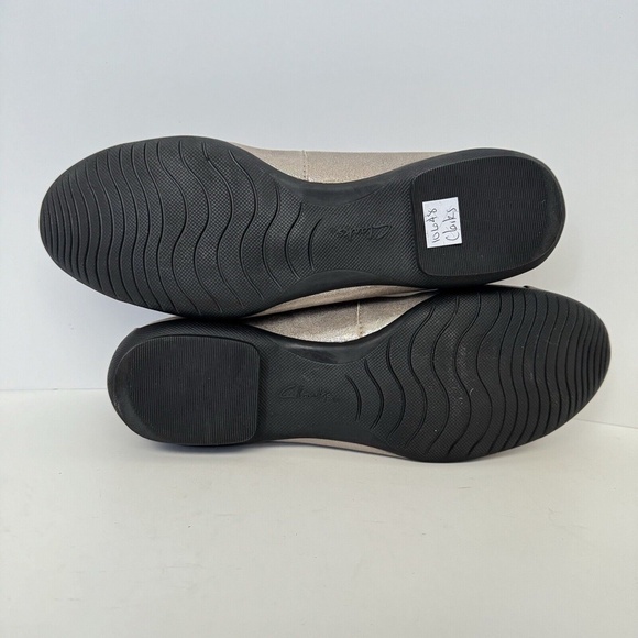 Clarks Women's Sara Orchid Flats Sz 8 Cap Toe Slip On Shoe Antique Silver - Picture 12 of 12